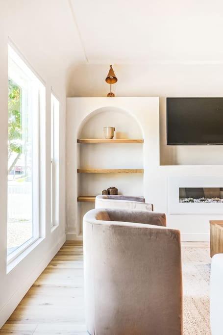 Villa La Retreat: Stylish 3br *