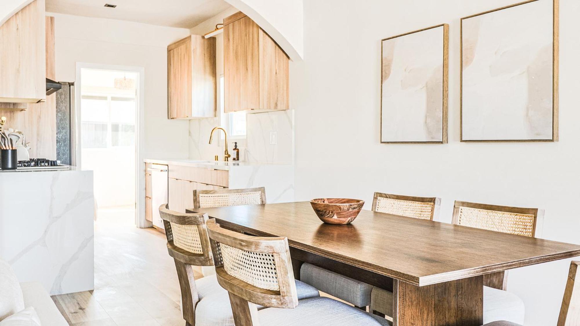 La Retreat: Stylish 3br *